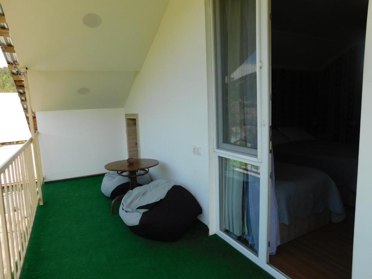 Akaki'S Guesthouse Borjomi Ngoại thất bức ảnh